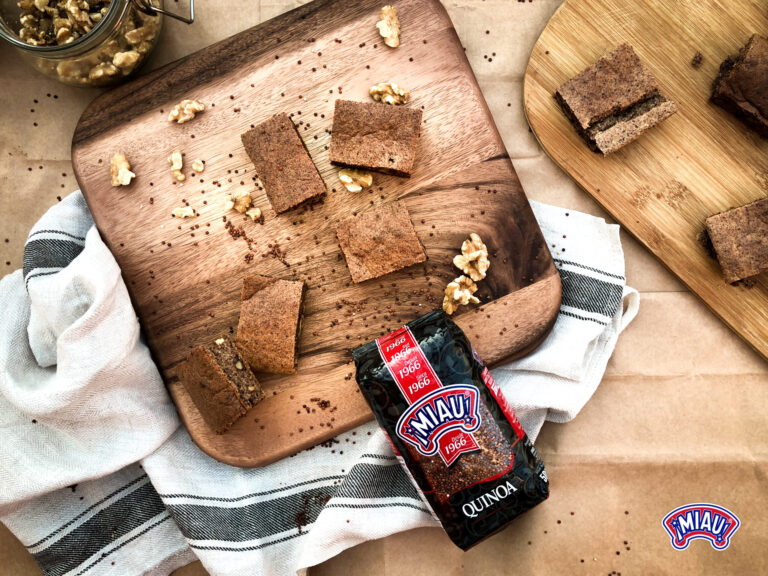 Bizcocho salado de quinoa