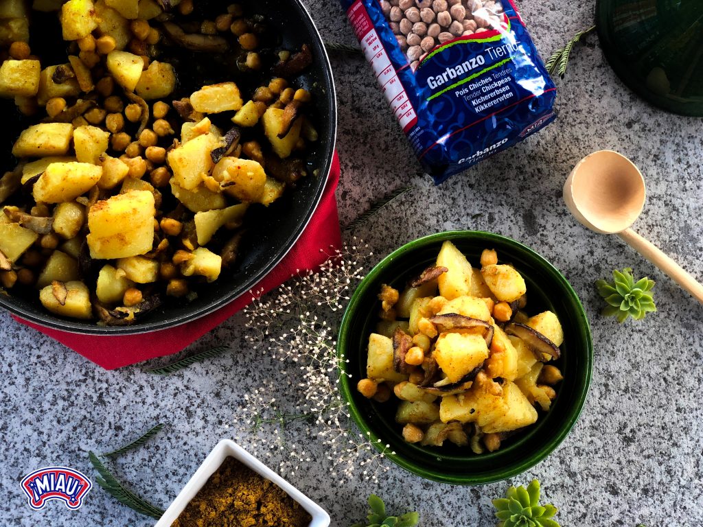 Curry con patatas, garbanzos y setas Legumbres MIAU