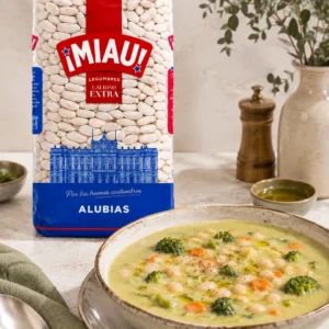 Crema de alubias blancas MIAU con brocoli y zanahoria