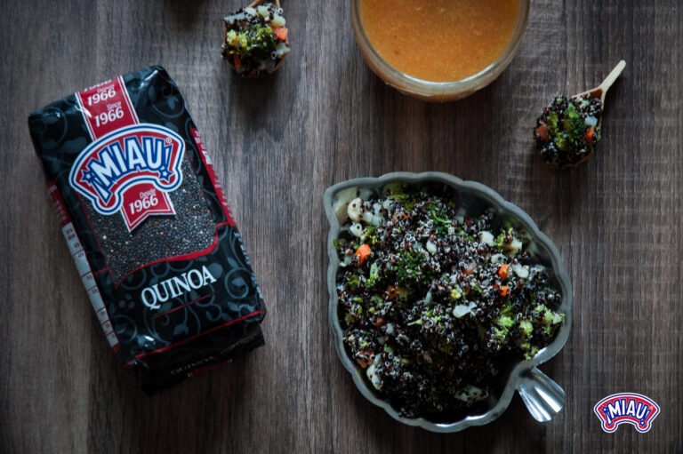 Aperitivo de quinoa con salsa de caqui