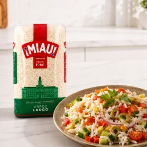 Ensalada de arroz largo MIAU con verduras y aceitunas