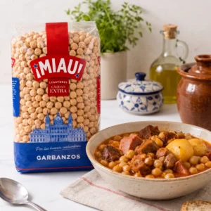 Guiso de garbanzos extra MIAU con chorizo y patata